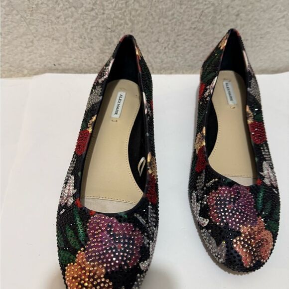 Alex Marie Bevier Elegant Rhinestone Floral Low Block Heel Shoes - Picture 5 of 12